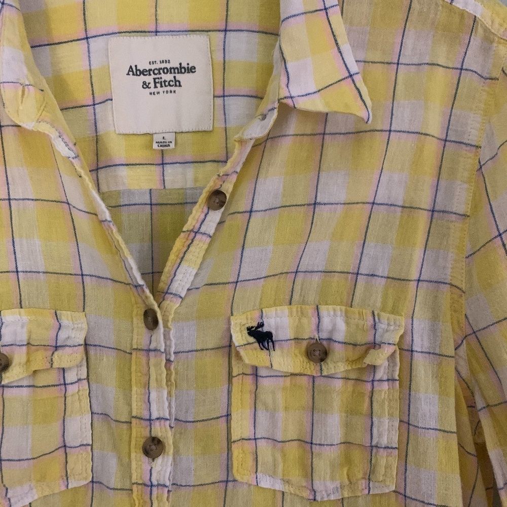 Abercrombie & Fitch Button Down Cotton/Linen Shirt - Picture 2 of 5
